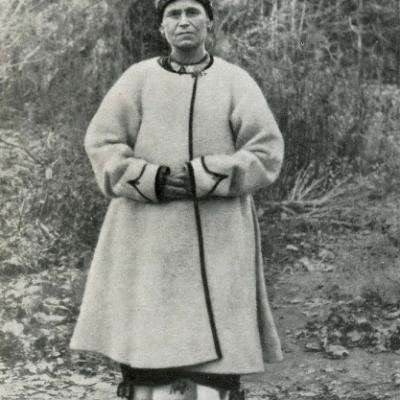 URL: https://gazeta.ua/articles/history/_ukrayinski-selyani-mezhi-1920-stolittya-zalyubki-pozuvali-fotografam/510462